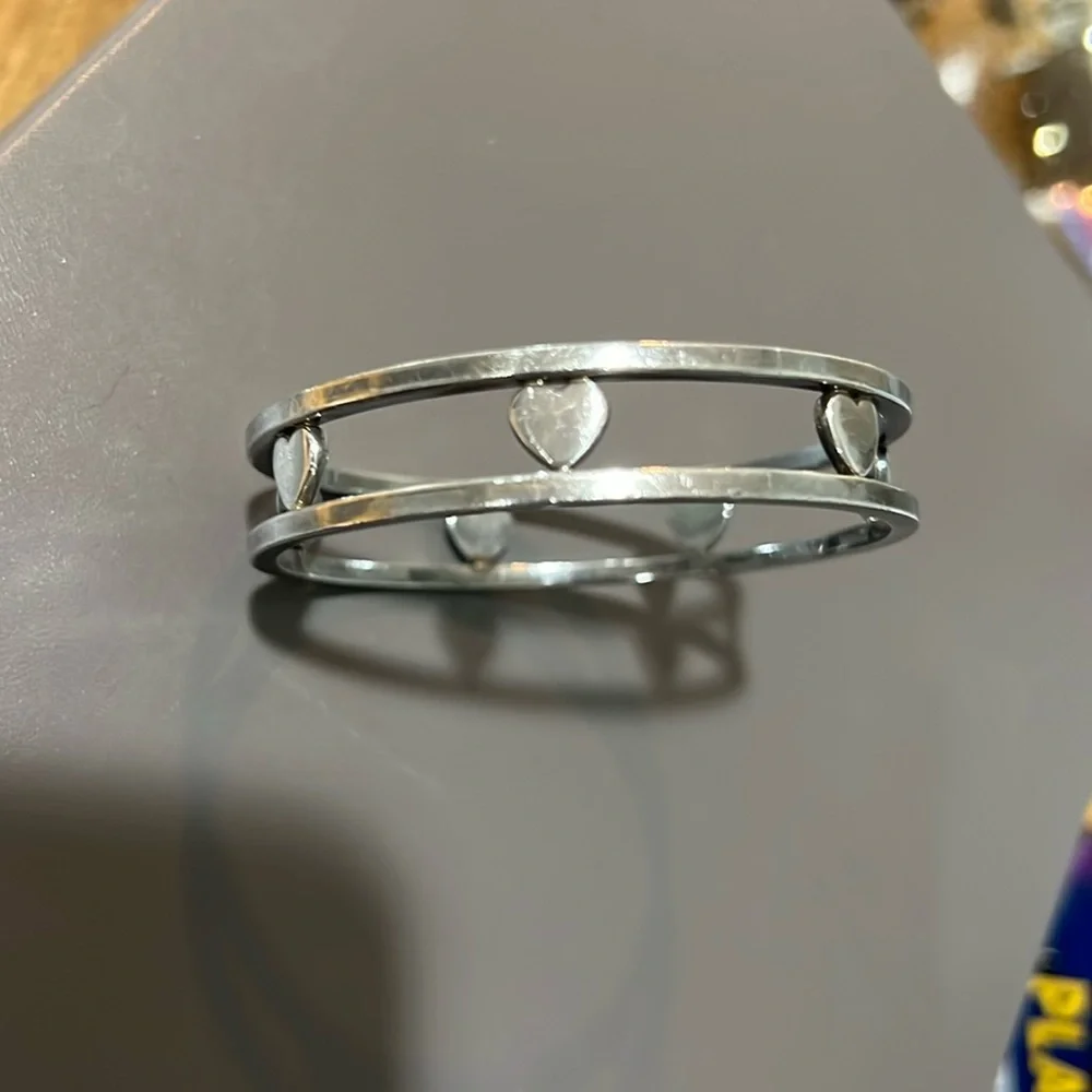 Tiffany & Co. 7 heart stencil bangle - Picture 8 of 11